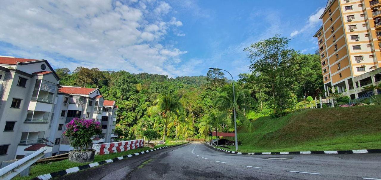 Hilltop Greenview Residence Batu Caves Selayang Exterior photo